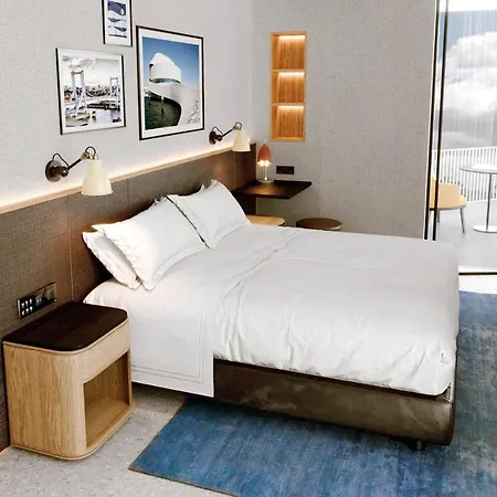 فندق Four Points By Sheraton 4*