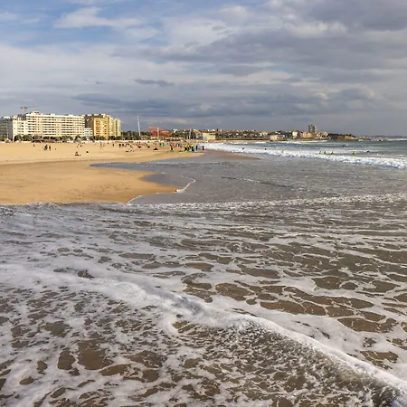 Four Points By Sheraton 4* מטוסיניוס