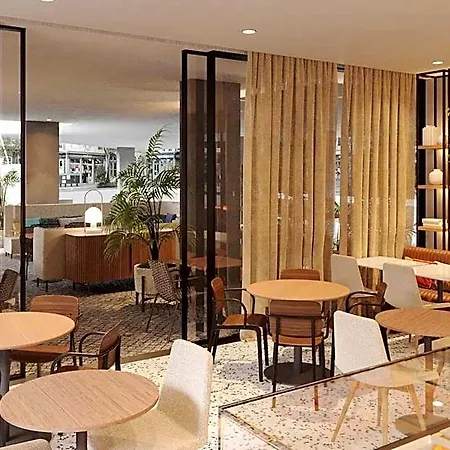Hotell Four Points By Sheraton